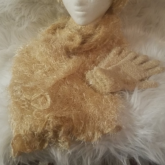 GOLD MAGIC SCARF THREE PIECE SET - Picture 3 of 8